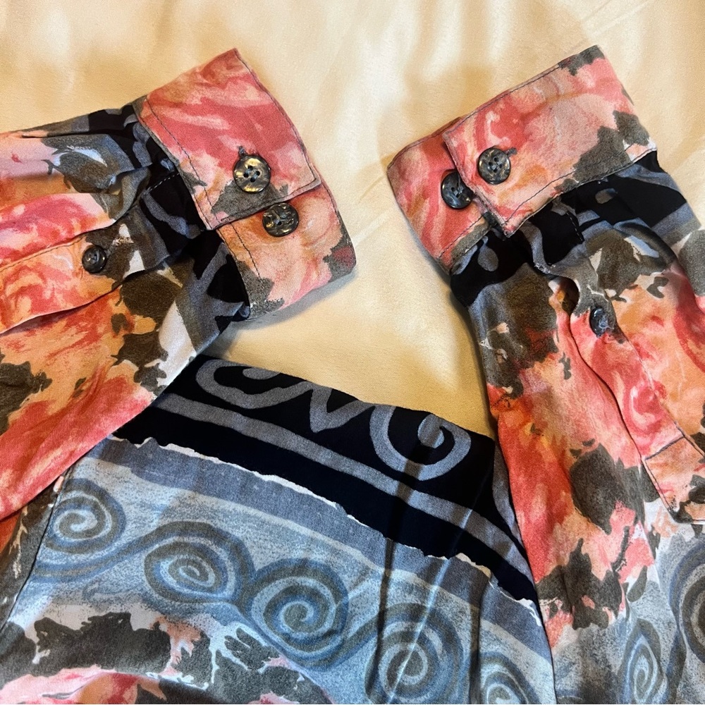 Vintage Krazy Kat Black and Pink Floral Button Down Shirt Size Large - Picture 11 of 12
